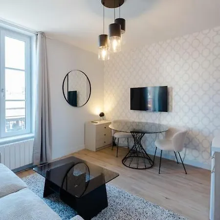 Le Balbec Apartment *